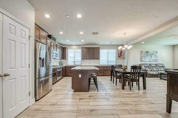 $510,000 | 3830 Leigh Lane, Clovis, CA 93619