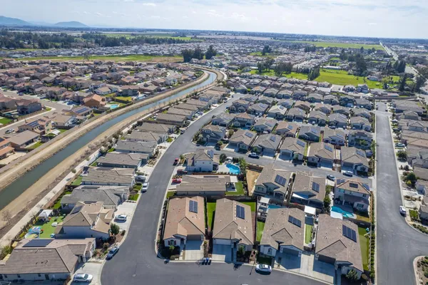 $510,000 | 3830 Leigh Lane, Clovis, CA 93619