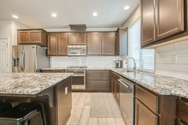 $510,000 | 3830 Leigh Lane, Clovis, CA 93619