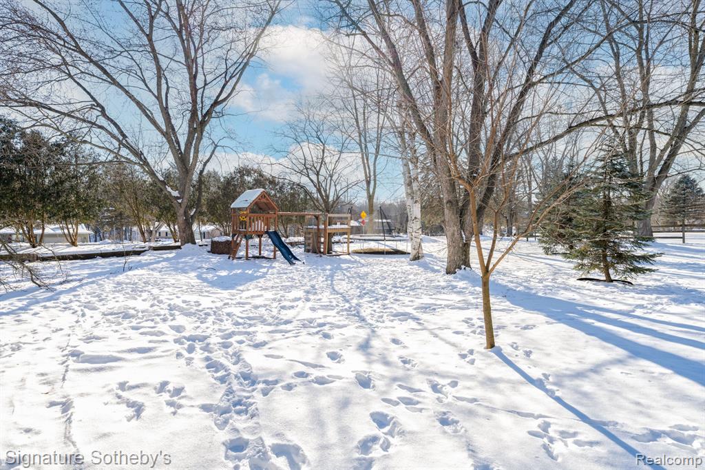 1487 Antler Court Rochester, MI 48309 - Photo 33 of 40