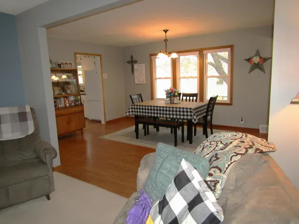 $184,900 | 215 7th Street, Dawson, MN 56232