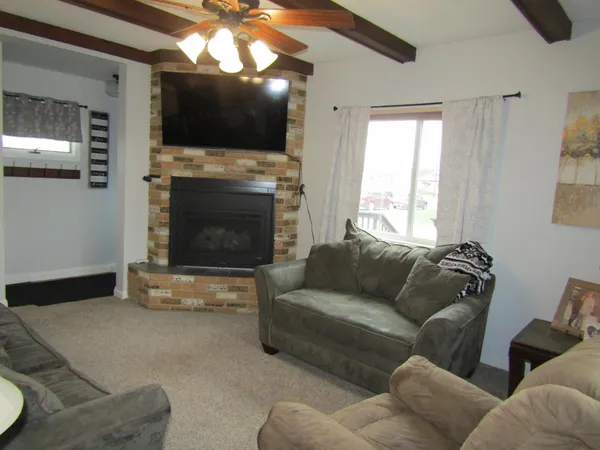 $184,900 | 215 7th Street, Dawson, MN 56232