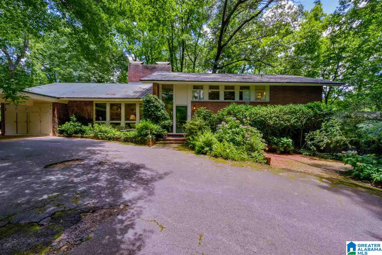 66 Cherokee Road Tuscaloosa, AL 35404 - Photo 1 of 50