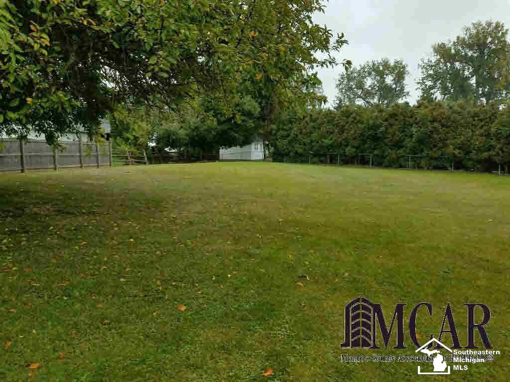 4380 Dewey Road Newport, MI 48166 - Photo 22 of 24 21378451-21.JPG