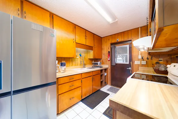 $699,000 | 1361 Kikaha Street, Hilo, HI 96720