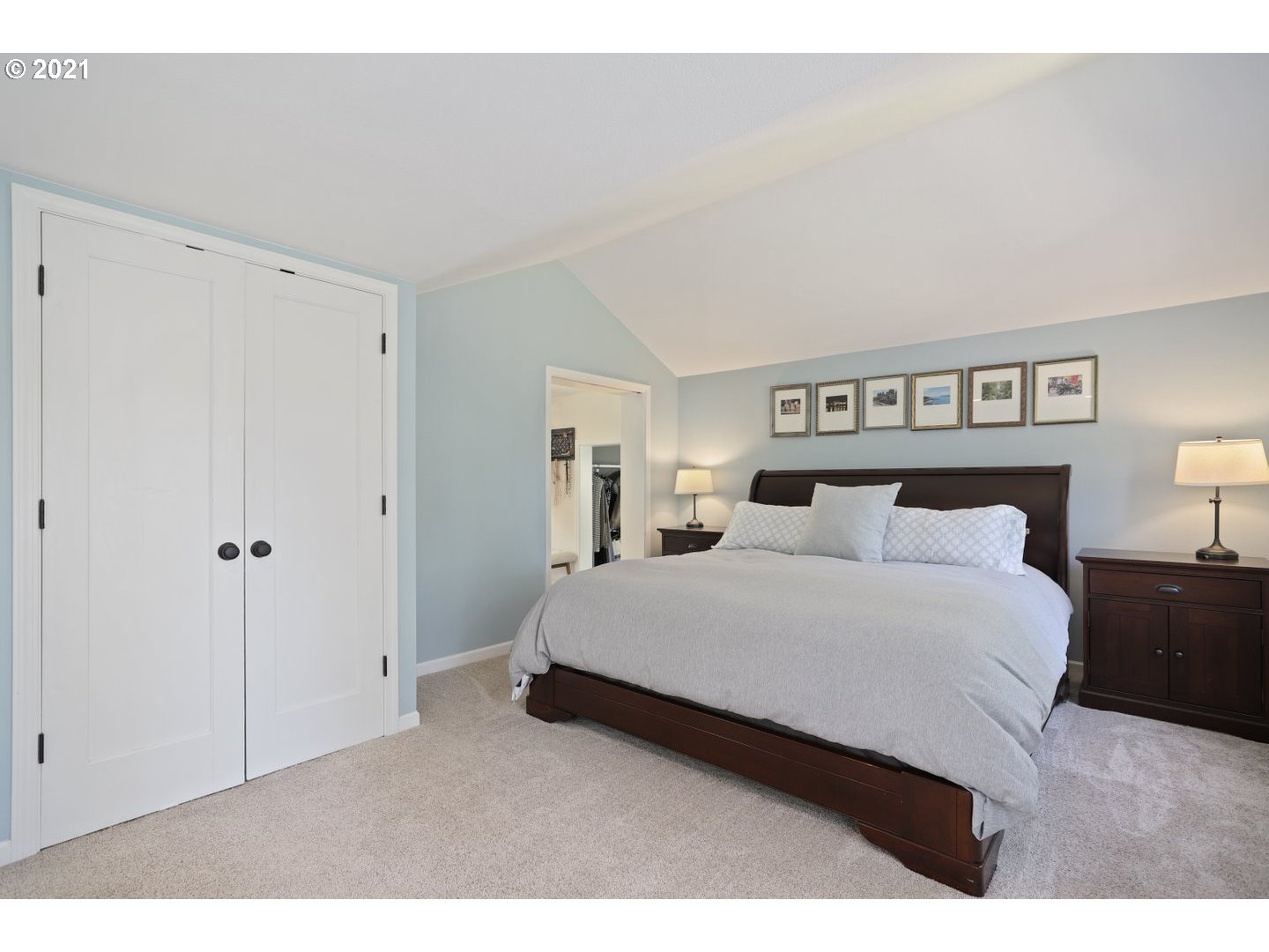 2680 Southwest Maple Lane Portland, OR 97225 - Photo 18 of 32 Gallery Image 18