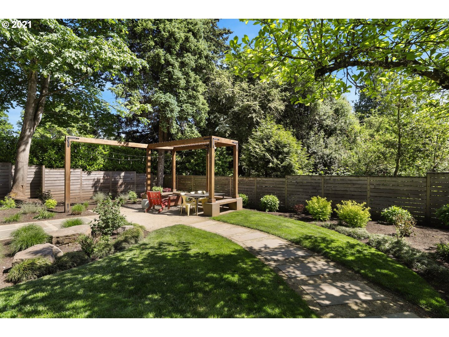 2680 Southwest Maple Lane Portland, OR 97225 - Photo 28 of 32 Gallery Image 28