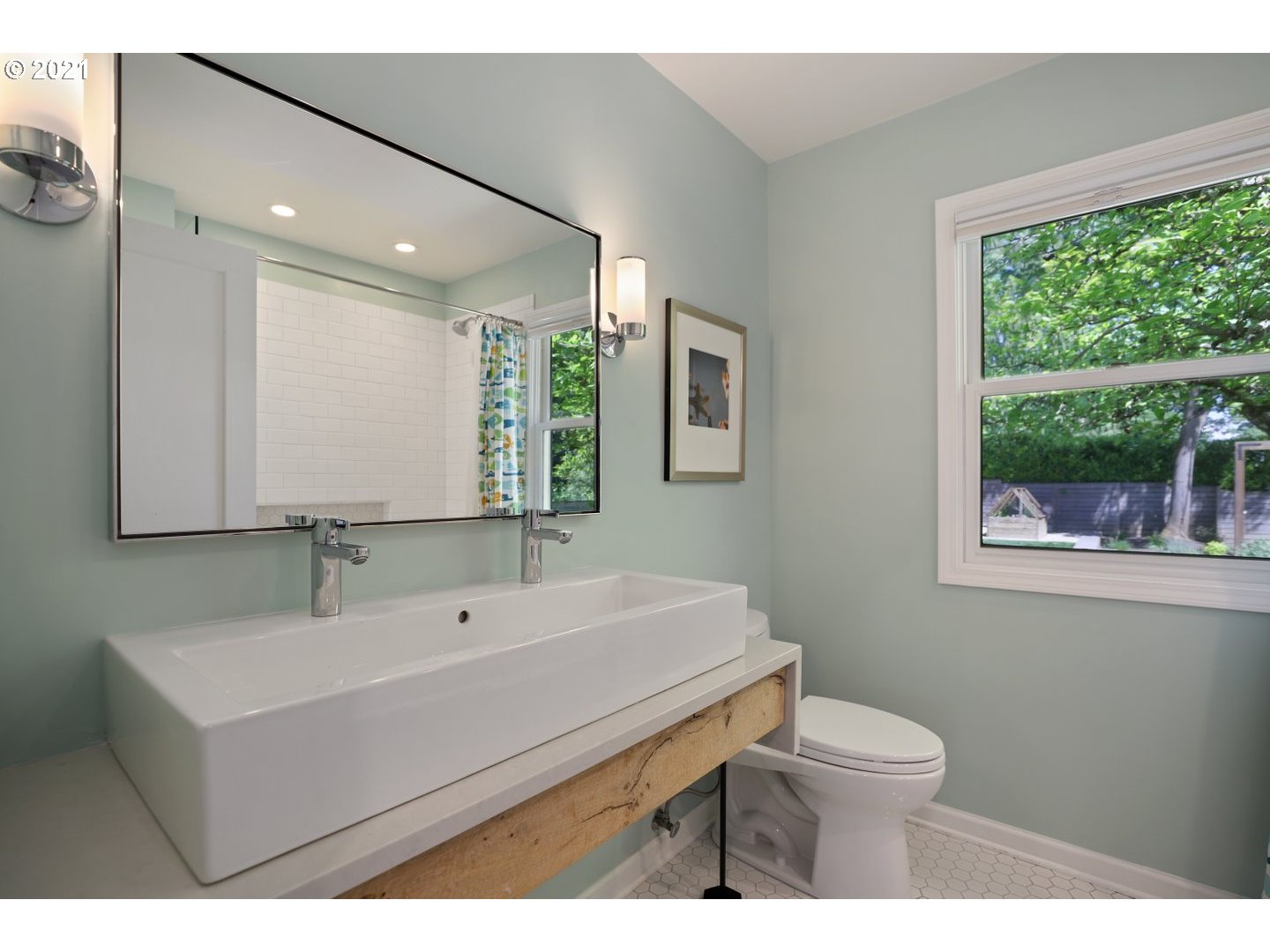 2680 Southwest Maple Lane Portland, OR 97225 - Photo 7 of 32 Gallery Image 7