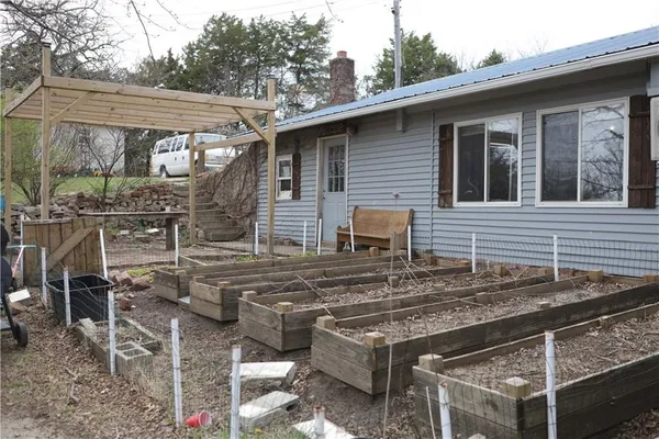 $179,000 | 34829 State Hwy M, Guilford, MO 64457