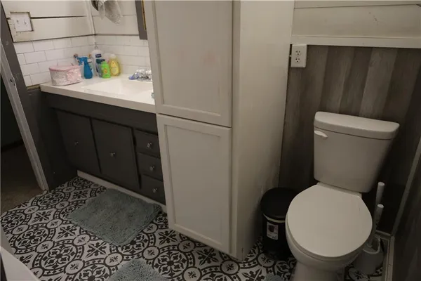 $179,000 | 34829 State Highway, Guilford, MO 64457