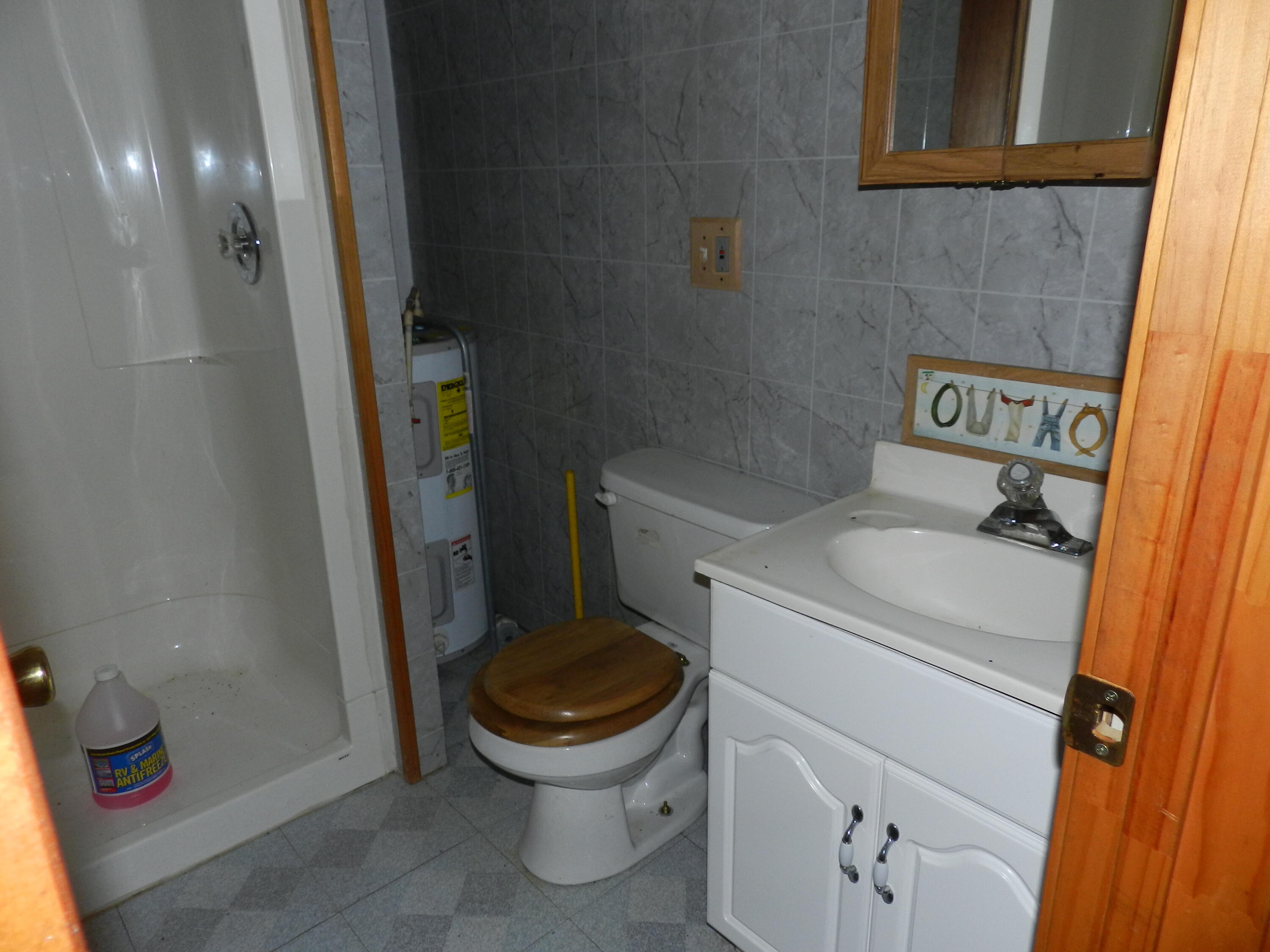 632 County Road Milford, ME 04461 - Photo 9 of 25 BATH