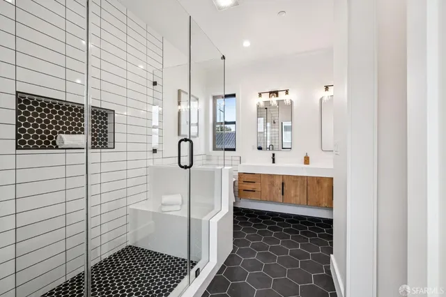 $1,995,000 | 2411 Sixth Street, Berkeley, CA 94710