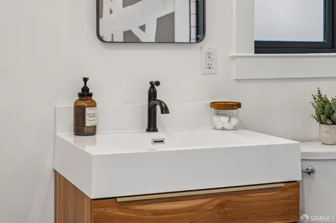 $1,995,000 | 2411 Sixth Street, Berkeley, CA 94710