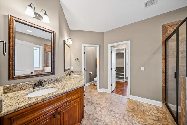 $699,500 | 208 Markie Drive, Clarksville, TN 37043