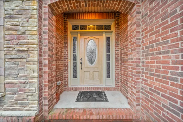 $699,500 | 208 Markie Drive, Clarksville, TN 37043