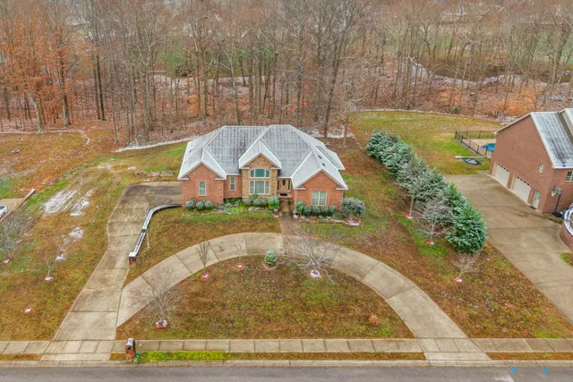 $699,500 | 208 Markie Drive, Clarksville, TN 37043