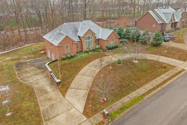 $699,500 | 208 Markie Drive, Clarksville, TN 37043