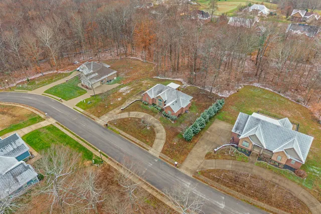 $699,500 | 208 Markie Drive, Clarksville, TN 37043