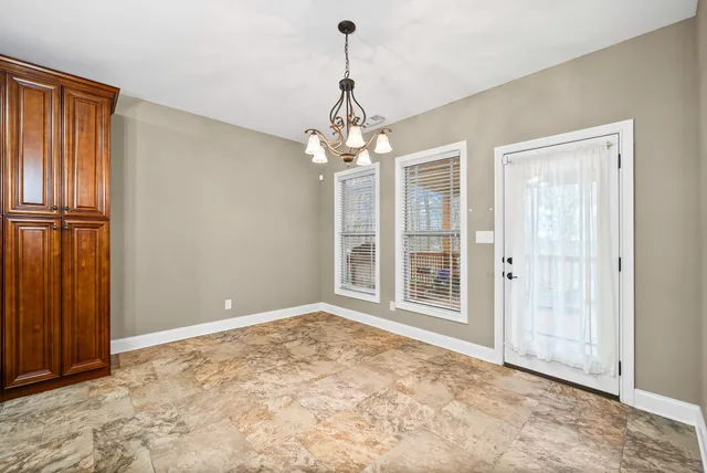 $699,500 | 208 Markie Drive, Clarksville, TN 37043