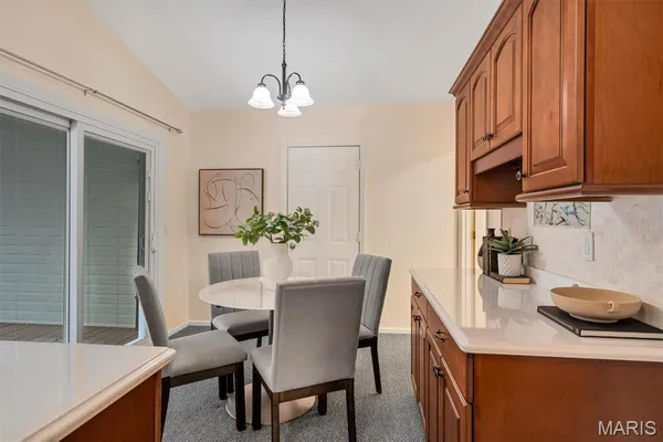 $450,000 | 102 Meramec Meadows Court, Fenton, MO 63026