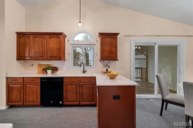 $450,000 | 102 Meramec Meadows Court, Fenton, MO 63026