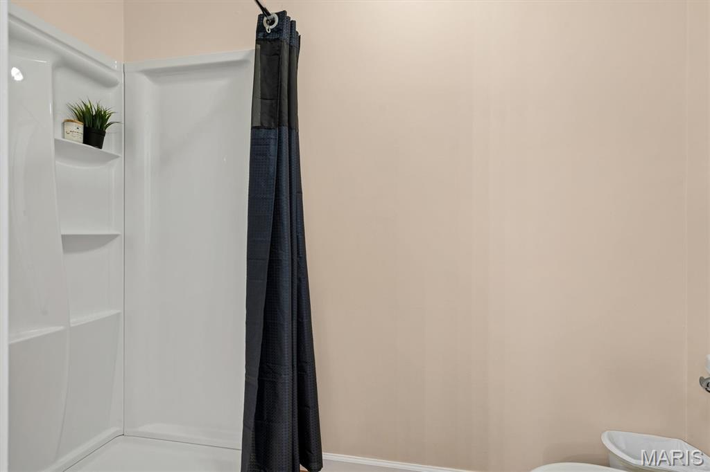 102 Meramec Meadows Court Fenton, MO 63026 - Photo 20 of 48