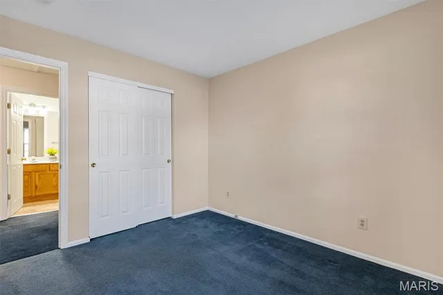 $450,000 | 102 Meramec Meadows Court, Fenton, MO 63026