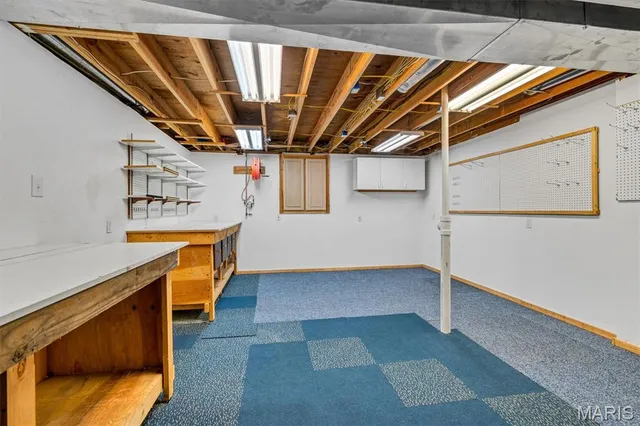 $450,000 | 102 Meramec Meadows Court, Fenton, MO 63026