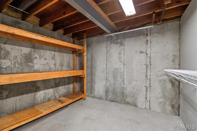 $450,000 | 102 Meramec Meadows Court, Fenton, MO 63026