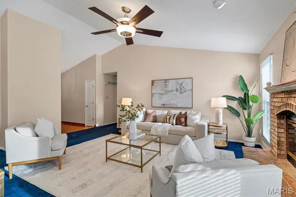 $450,000 | 102 Meramec Meadows Court, Fenton, MO 63026