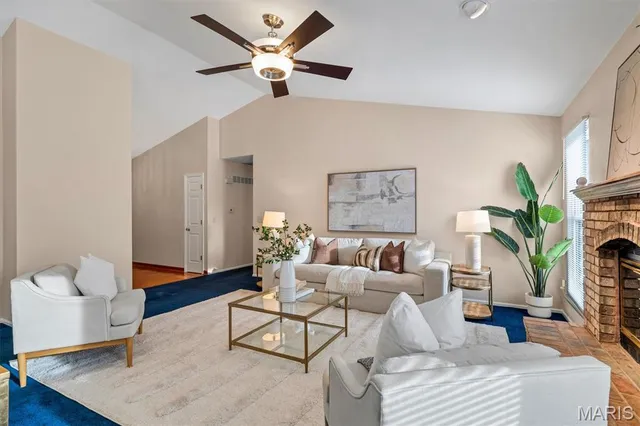 $450,000 | 102 Meramec Meadows Court, Fenton, MO 63026