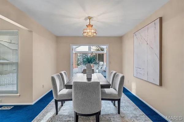 $450,000 | 102 Meramec Meadows Court, Fenton, MO 63026