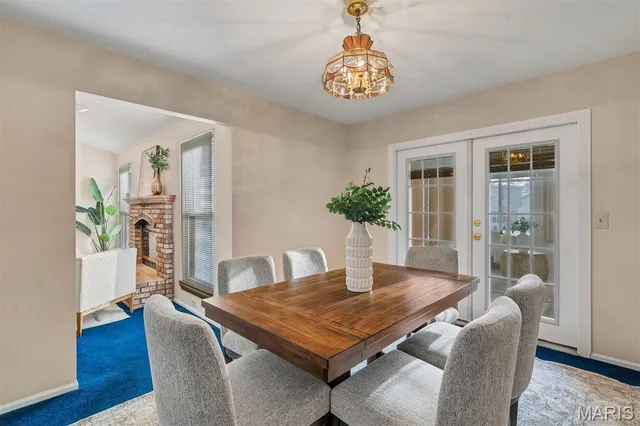 $450,000 | 102 Meramec Meadows Court, Fenton, MO 63026