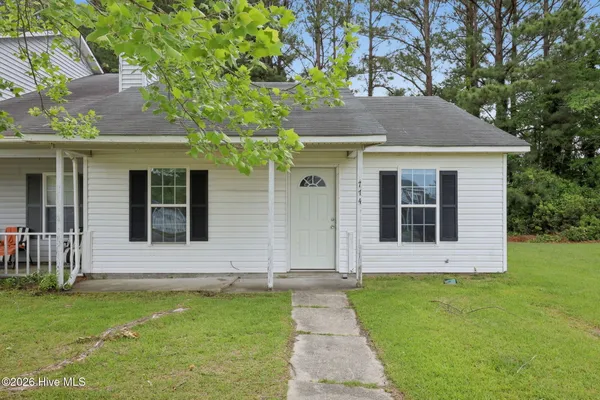 $1,100 | 774 Pinewood Drive, Jacksonville, NC 28546