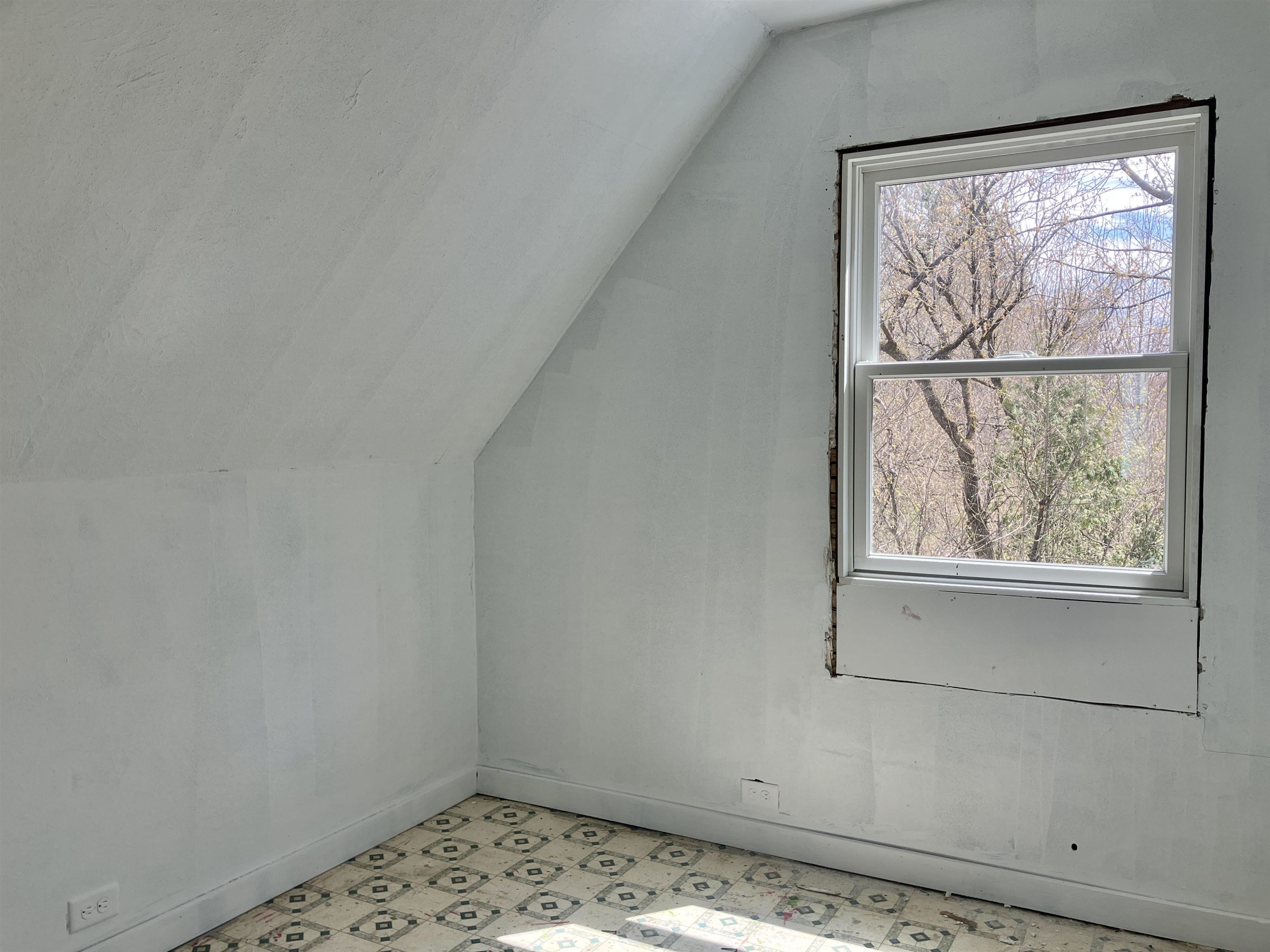 71 Woodbury Street Hardwick, VT 05843 - Photo 14 of 19