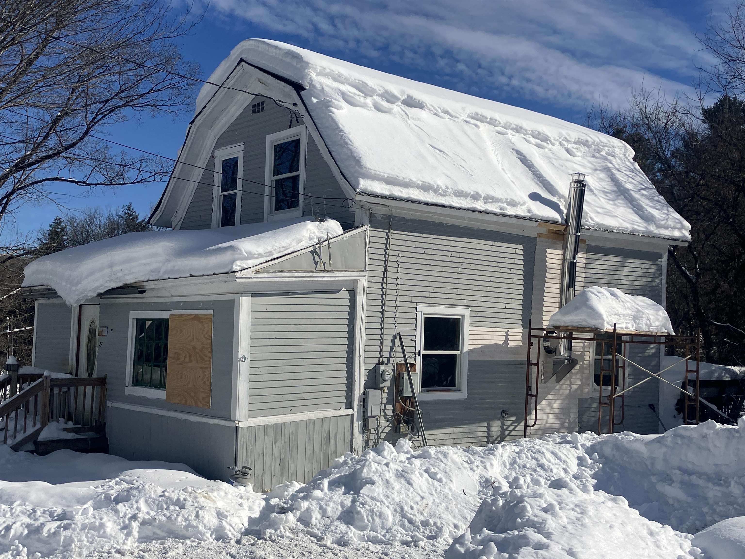 71 Woodbury Street Hardwick, VT 05843 - Photo 2 of 21