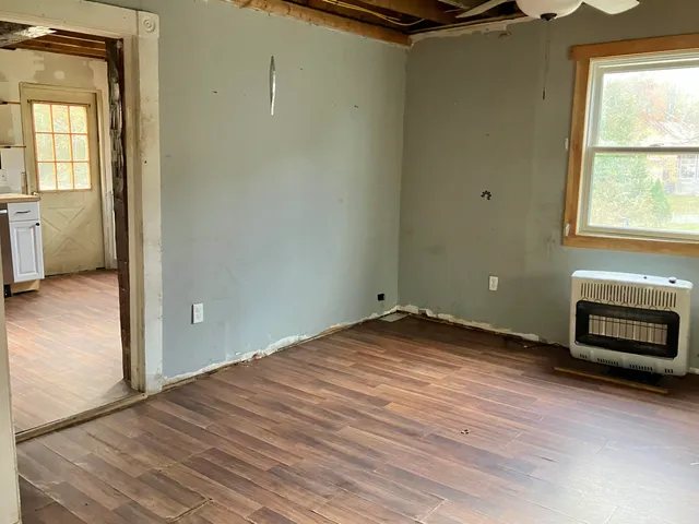 $109,900 | 71 Woodbury Street, Hardwick, VT 05843