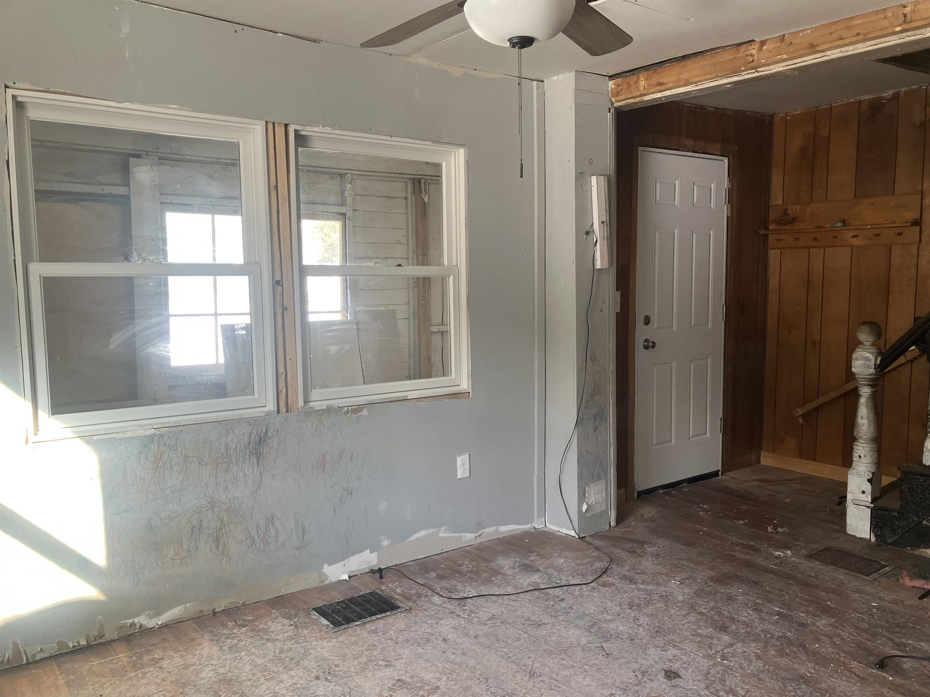 71 Woodbury Street Hardwick, VT 05843 - Photo 6 of 21