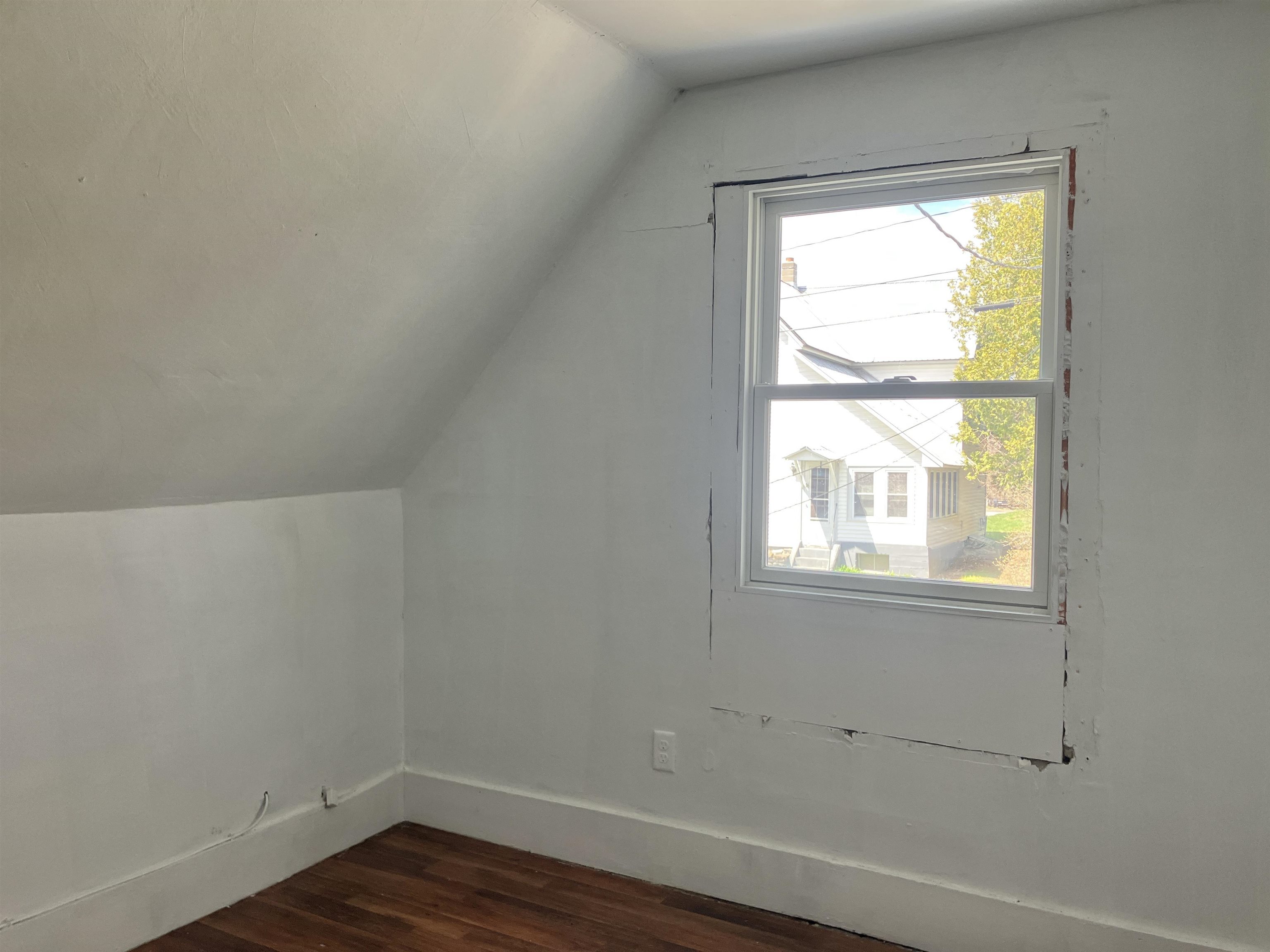 71 Woodbury Street Hardwick, VT 05843 - Photo 10 of 19