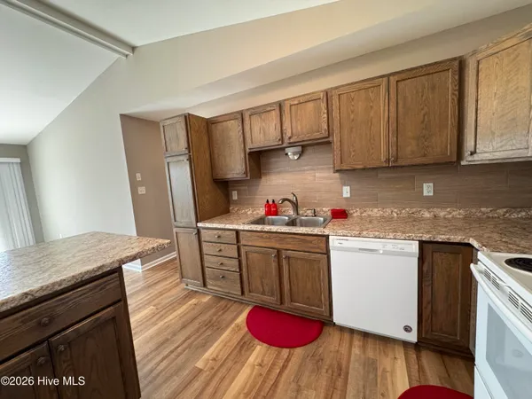 $2,250 | 7019 Sound Drive, Unit SOUTH, Emerald Isle, NC 28594