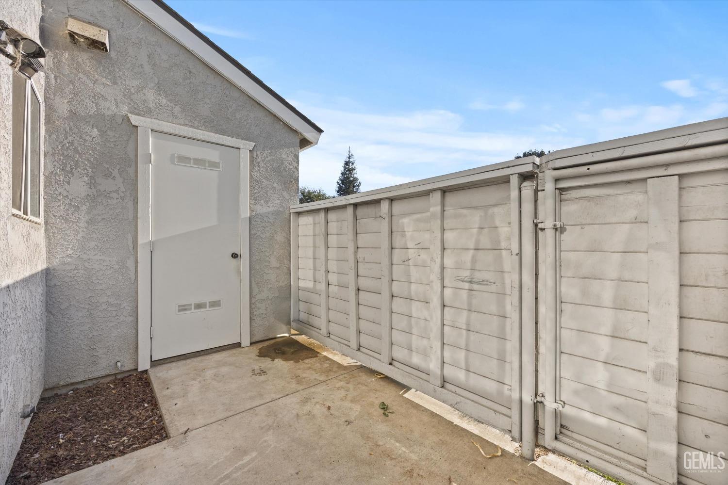 Undisclosed Address Bakersfield, CA 93311 - Photo 22 of 30 a view of a back yard of the house