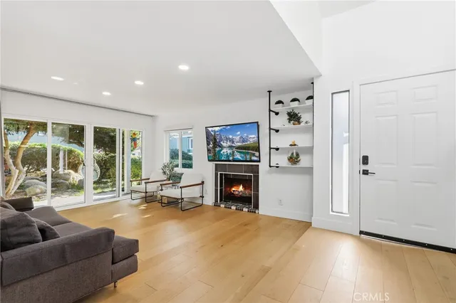 $850,000 | 3430 Timber Lake, Unit 52, Costa Mesa, CA 92626