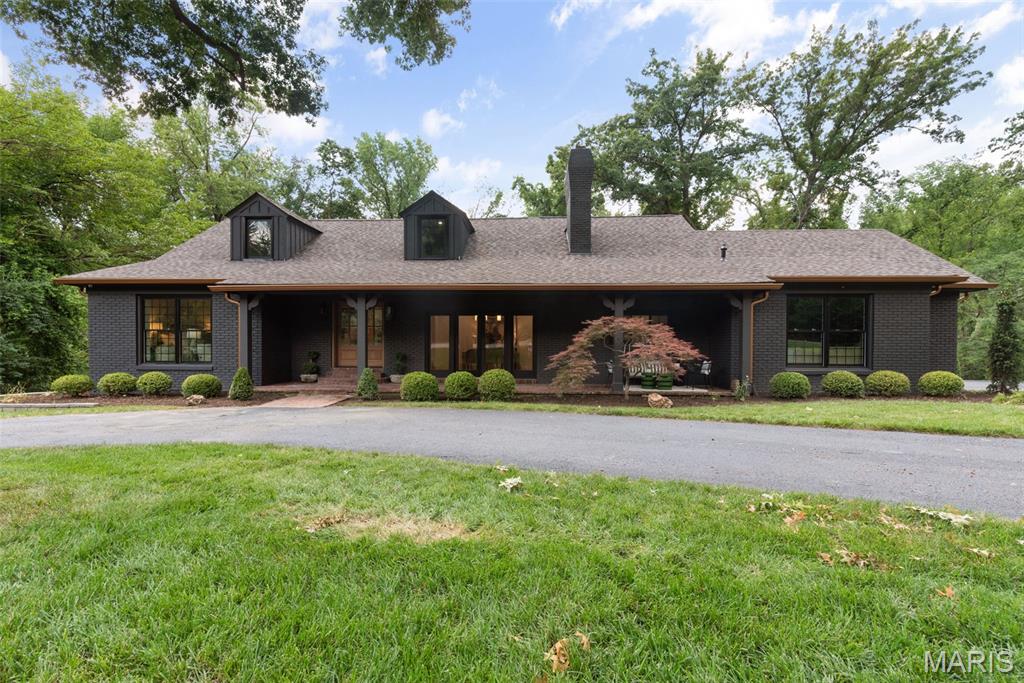 9 Sumac Lane St. Louis, MO 63124 - Photo 1 of 53