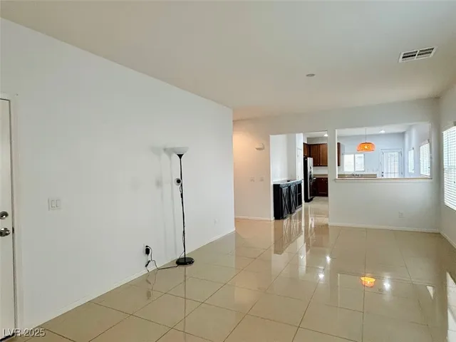 $1,950 | 5343 Rapunzel Court, Las Vegas, NV 89113