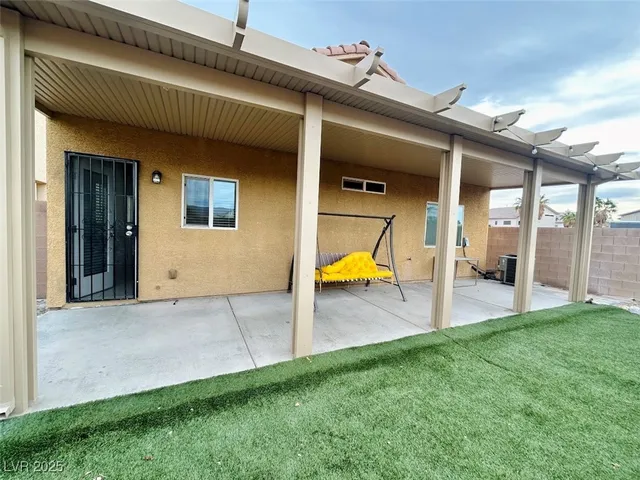 $1,950 | 5343 Rapunzel Court, Las Vegas, NV 89113