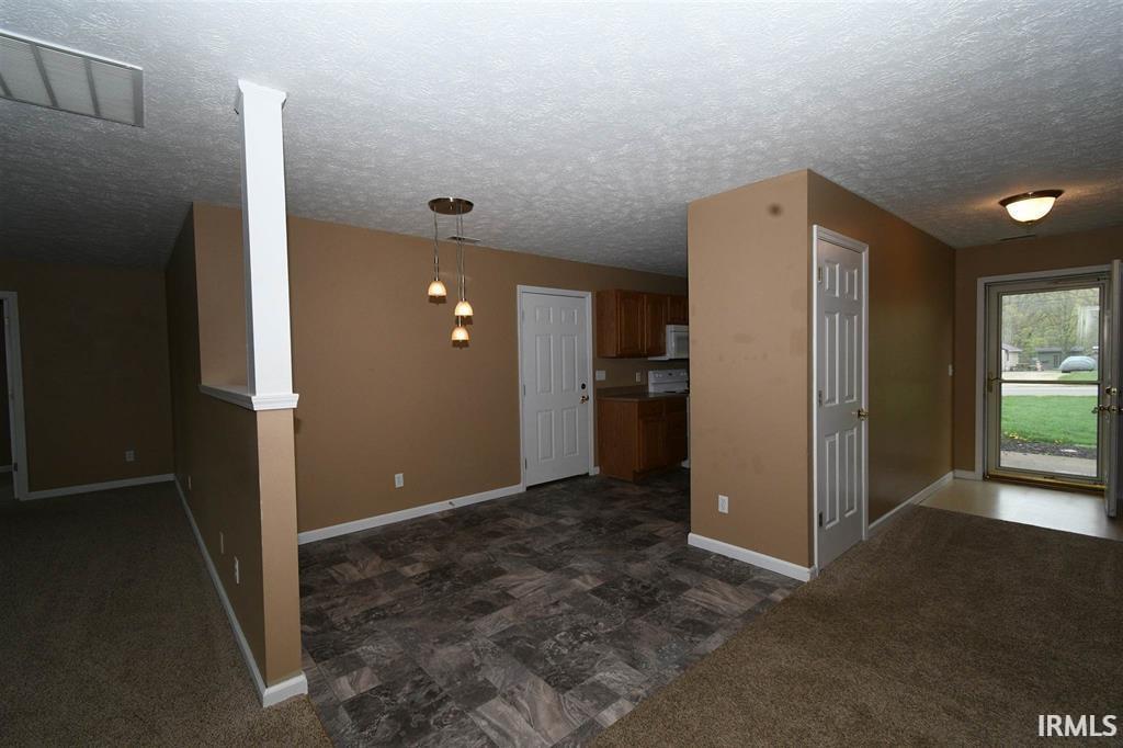 1757 Stults Road Huntington, IN 46750 - Photo 5 of 22