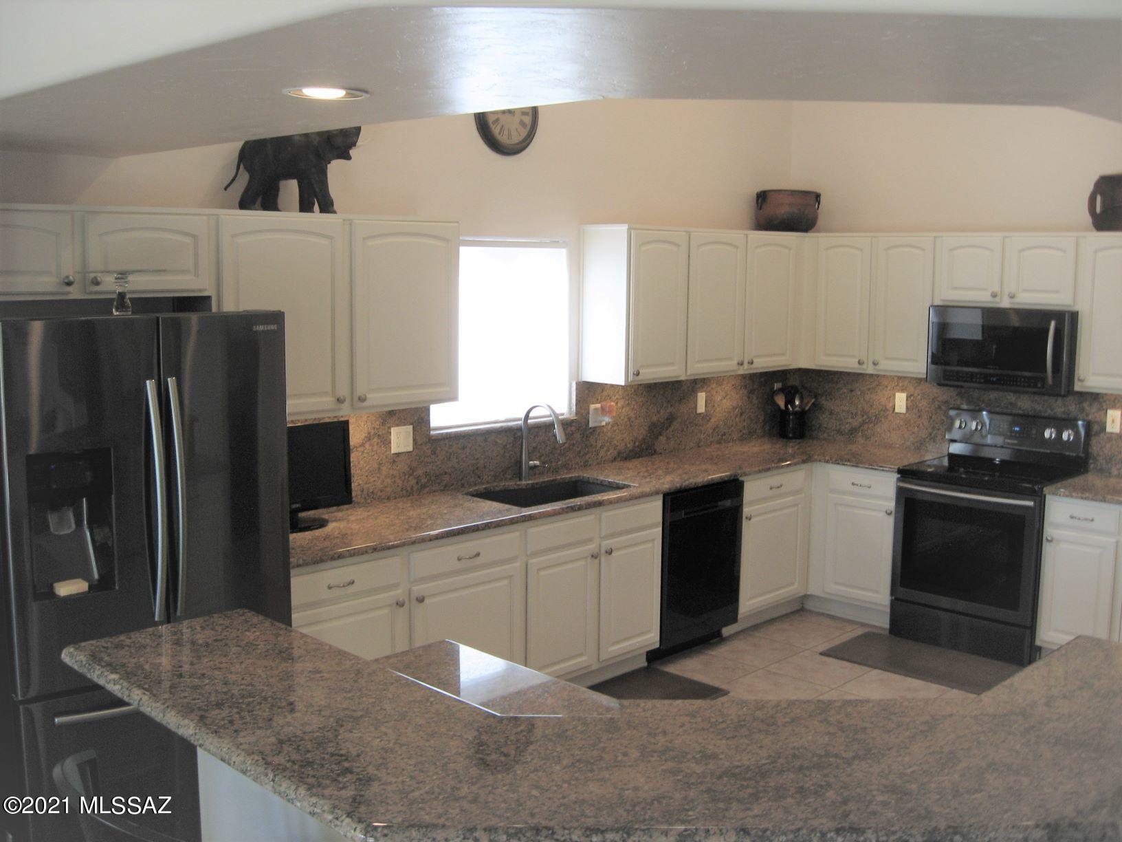 5721 West Oasis Road Tucson, AZ 85742 - Photo 11 of 37 Gallery Image 11