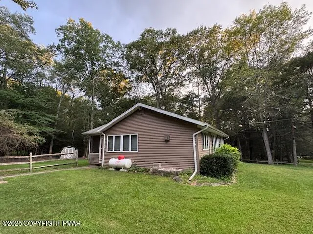 $1,800 | 184 Oak Lane, Cresco, PA 18326