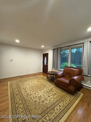 $1,800 | 184 Oak Lane, Cresco, PA 18326