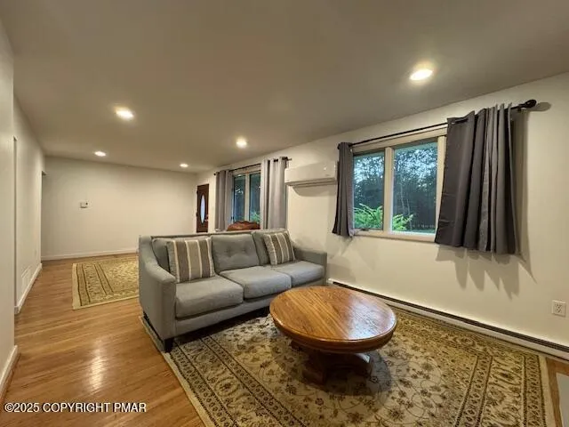 $1,800 | 184 Oak Lane, Cresco, PA 18326